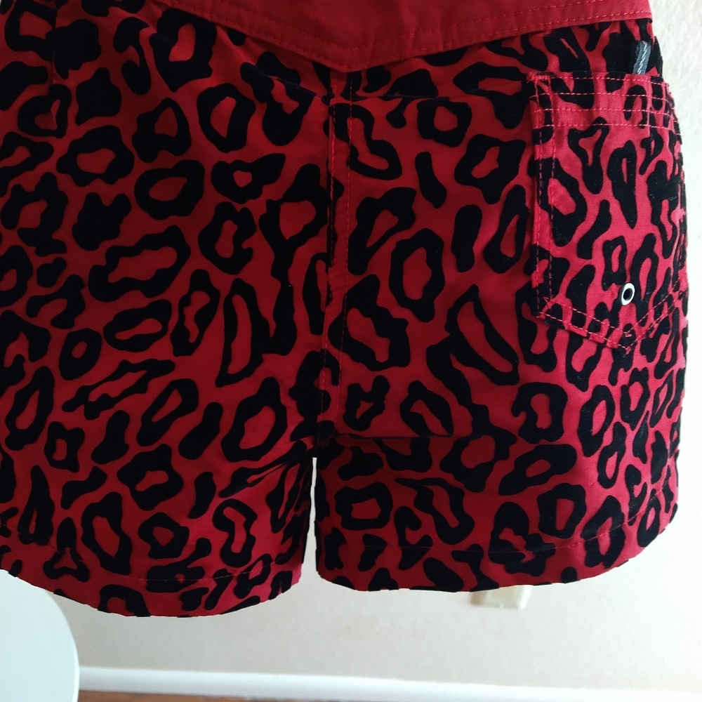 Hurley size 7